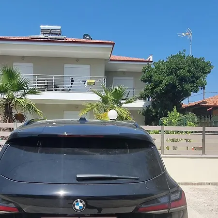 Niki Mare Luxury & * نيكيتي