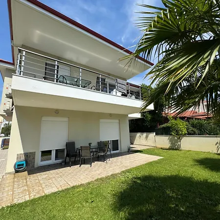 Niki Mare Luxury & * Nikiti (Sithonia)